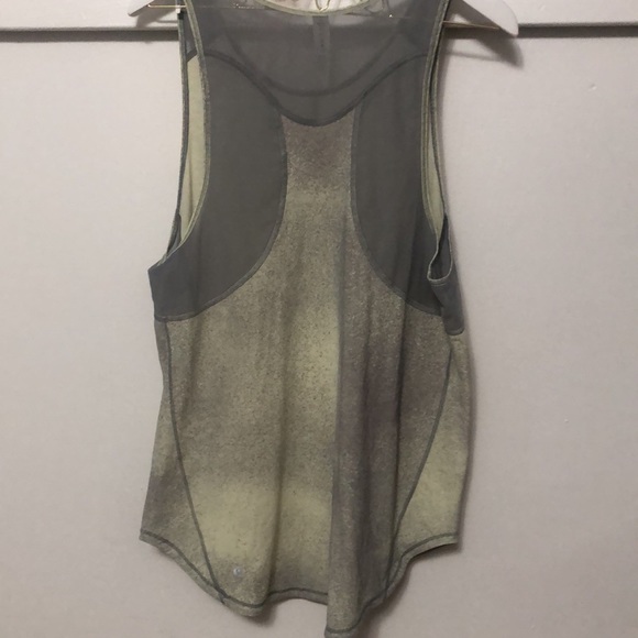 Lululemon tank top - Picture 3 of 4